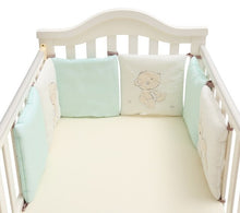 Load image into Gallery viewer, 6 Pcs Cartoon Baby Bedding Set